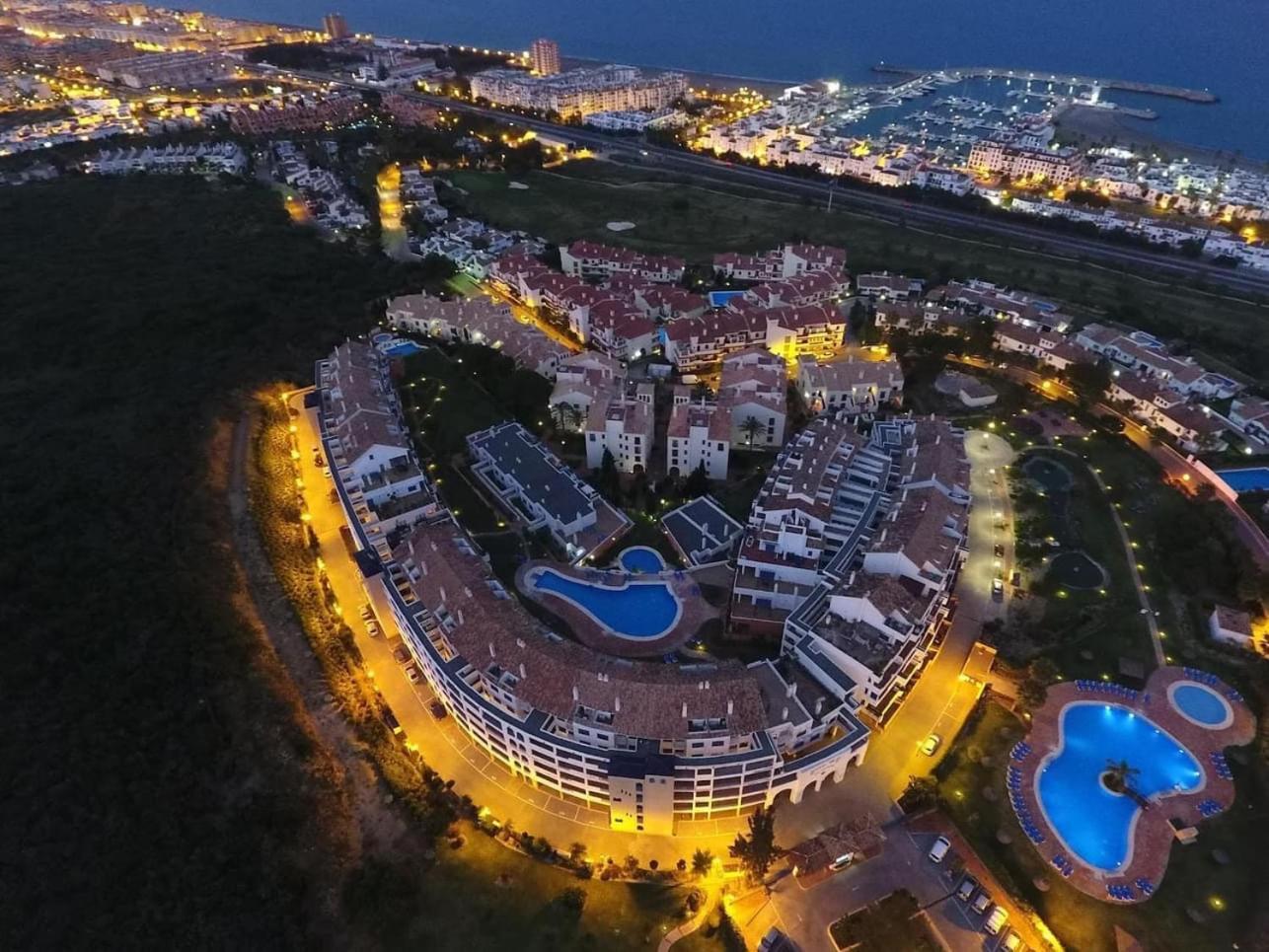 Puerto De La Duquesa Minimum 3 Nuits Apartment Manilva Bagian luar foto
